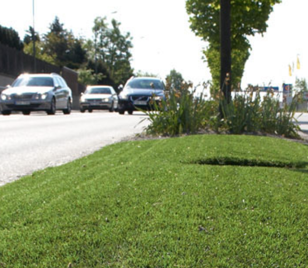 Konstgräs till trafikplatser