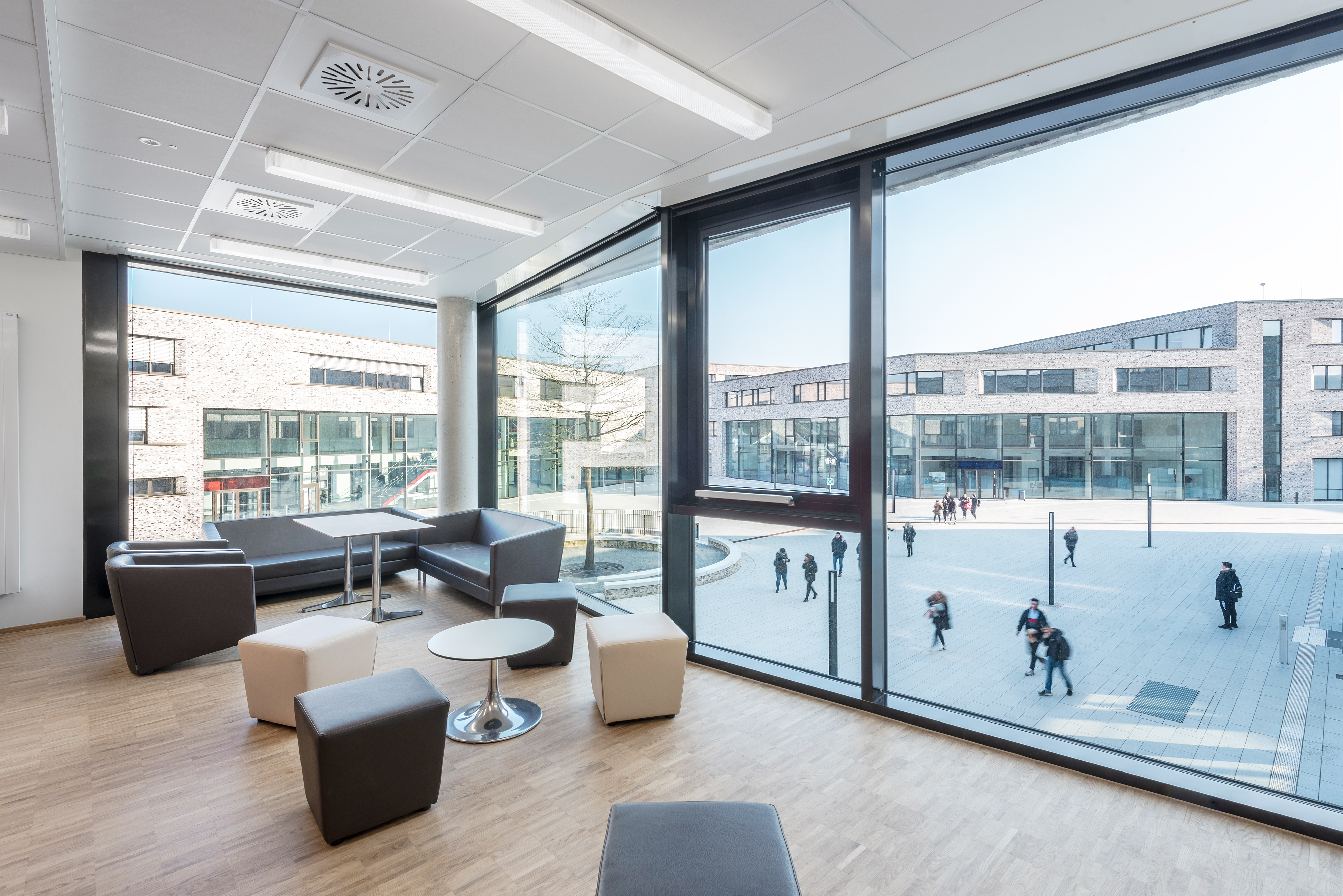 Acoustic ceilings ensure a positive learning environment