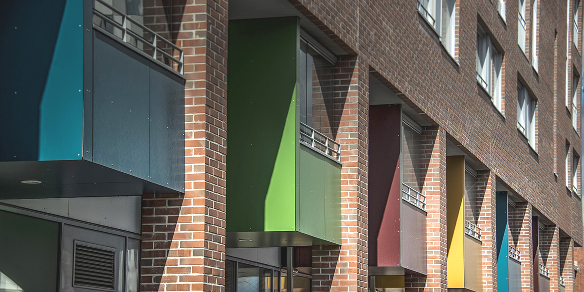 Färgsprakande balkonger med VIVIX® från Formica Group