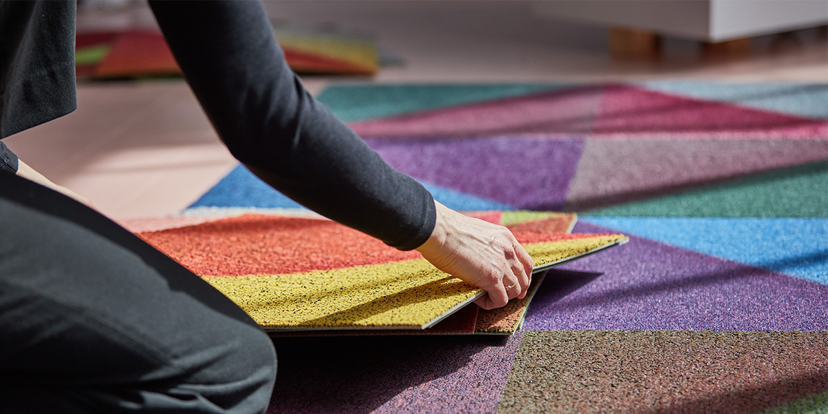 Designsamarbete ger textila golvplattor nytt liv