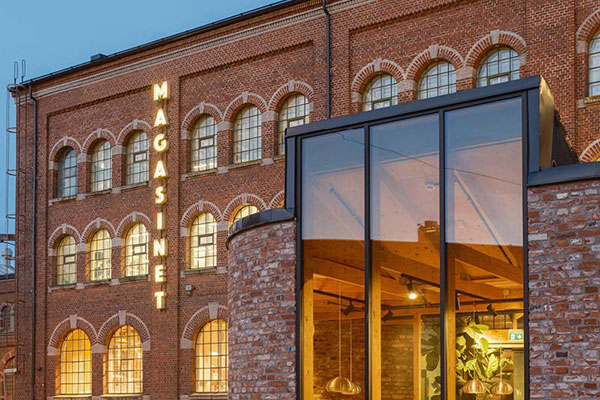 En värld av hållbara lösningar i glas och aluminium