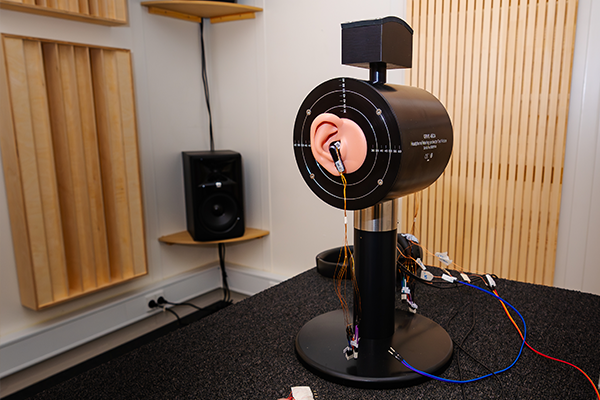 HARMAN's Audio Engineering Lab i Danmark