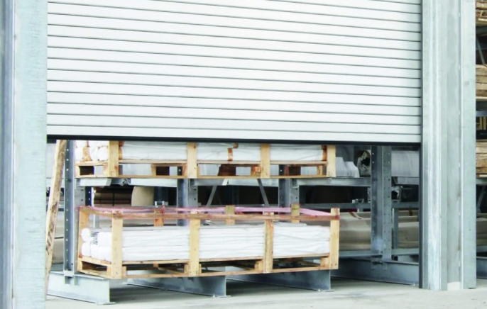 Industrial rolling doors