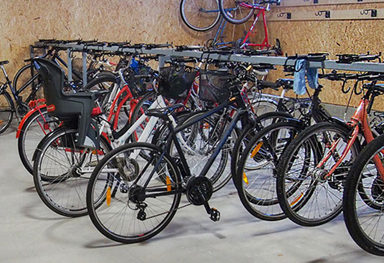 Cykelförvaring i kösystem för 6-12 cyklar