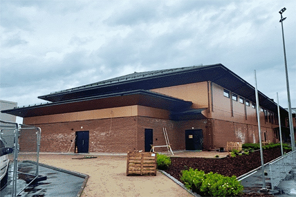 Säkerhet, effektivitet och estetik: Fibo Fire Rated-väggskivor lyfter nya Lunde skola