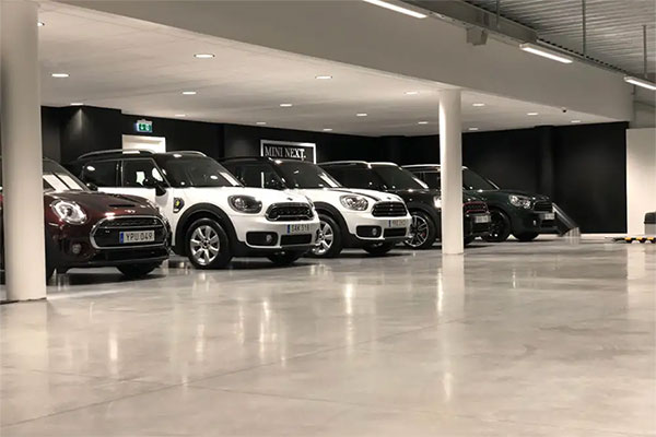 Snygga och slitstarka betonggolv för garage