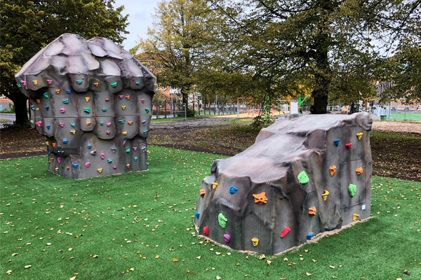 Upptäck unika klätterstenarna Boulder Rocks